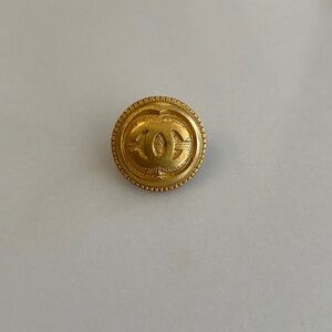 Chanel Gold Patterned CC Logo Round Shank Button